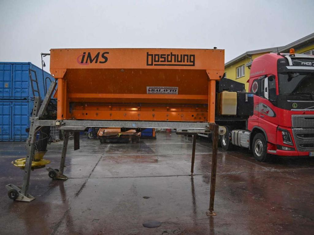 Boschung hopper-mounted spreader IMSSF B29050D Foto 1