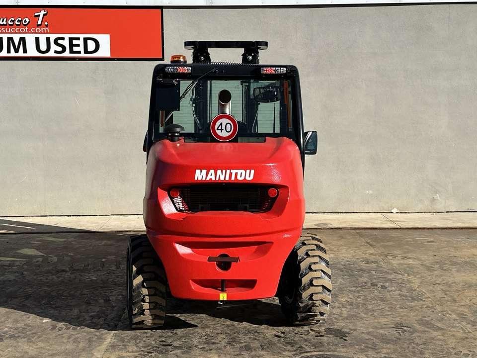 Manitou MC 30.4 4X4 Foto 16