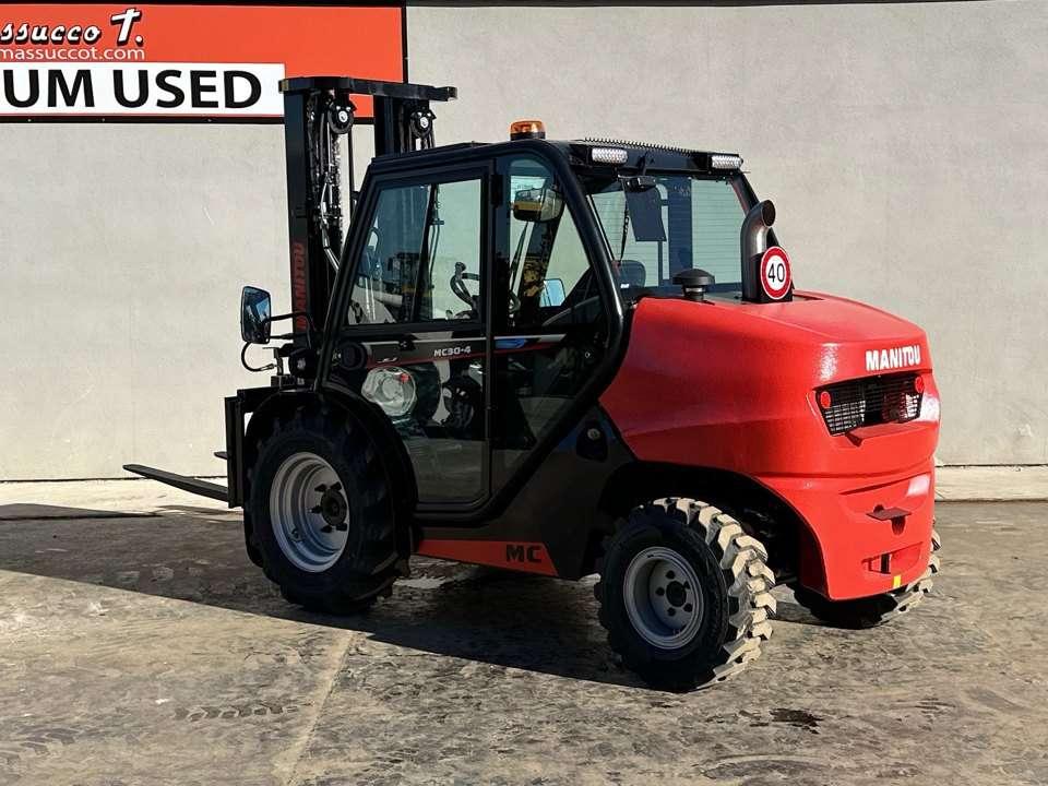 Manitou MC 30.4 4X4 Foto 4