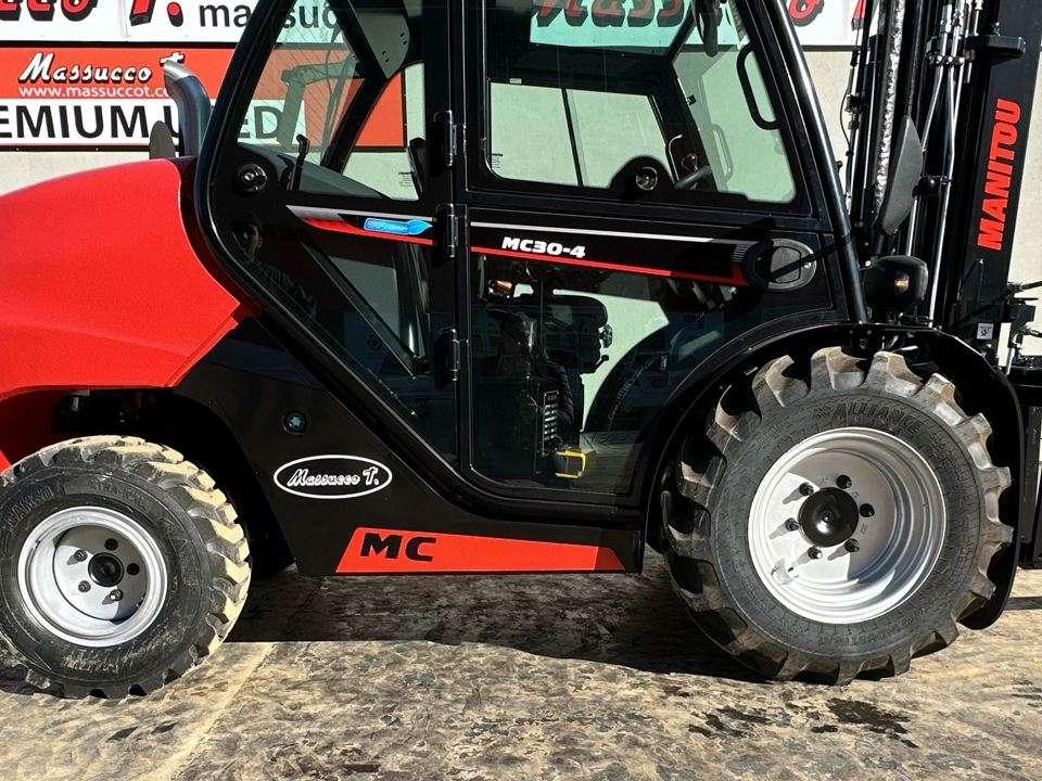 Manitou MC 30.4 4X4 Foto 5