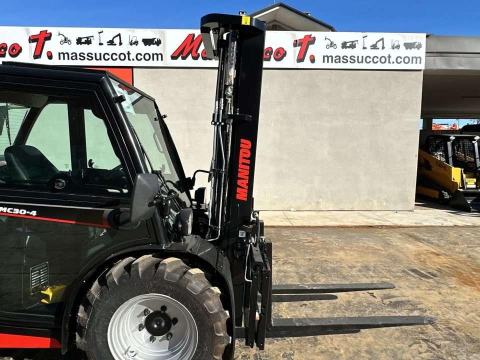 Manitou MC 30.4 4X4 Foto 6