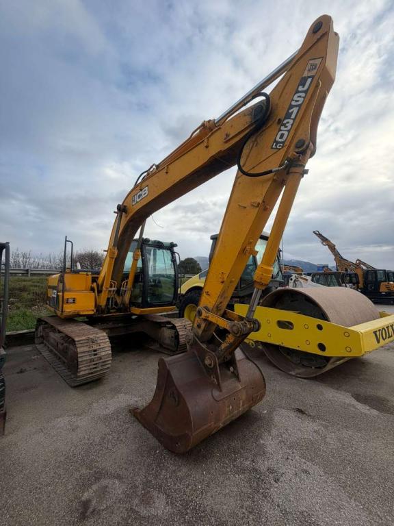 JCB JS130LC Foto 1