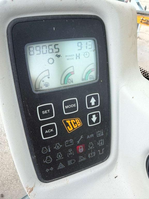 JCB JS130LC Foto 5