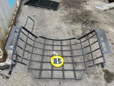 Protective mesh for front part of the loader cab in vendita da Balavto