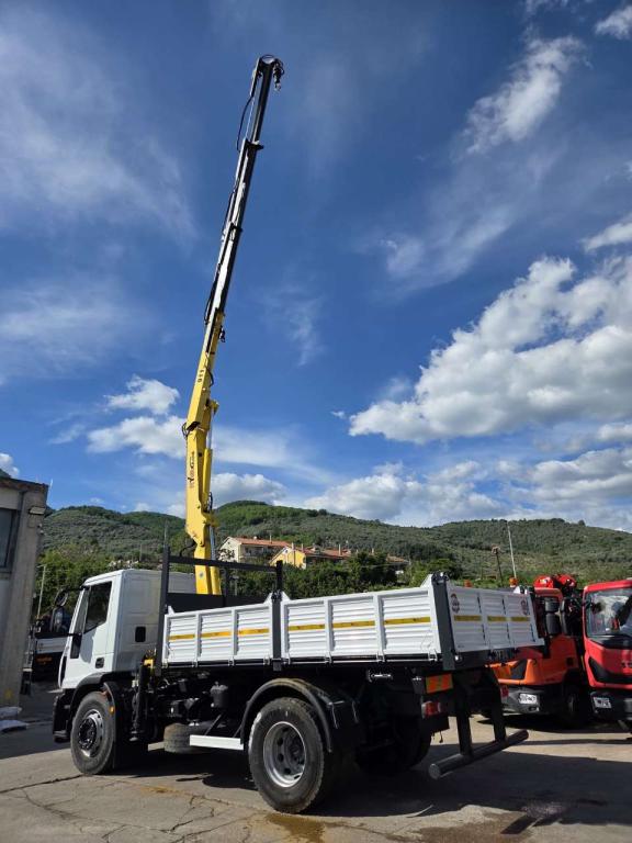 Iveco EUROCARGO 180E25 Foto 13
