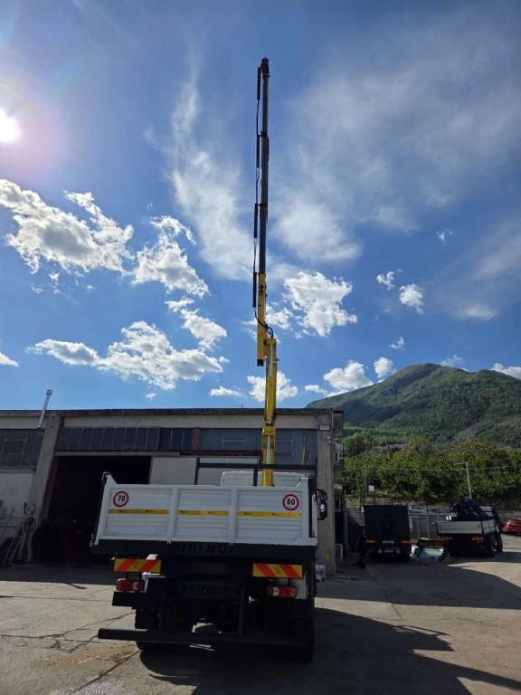Iveco EUROCARGO 180E25 Foto 5