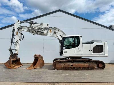 Liebherr R922LC - 2 Buckets Included / Automatic Greasing in vendita da Boss Machinery