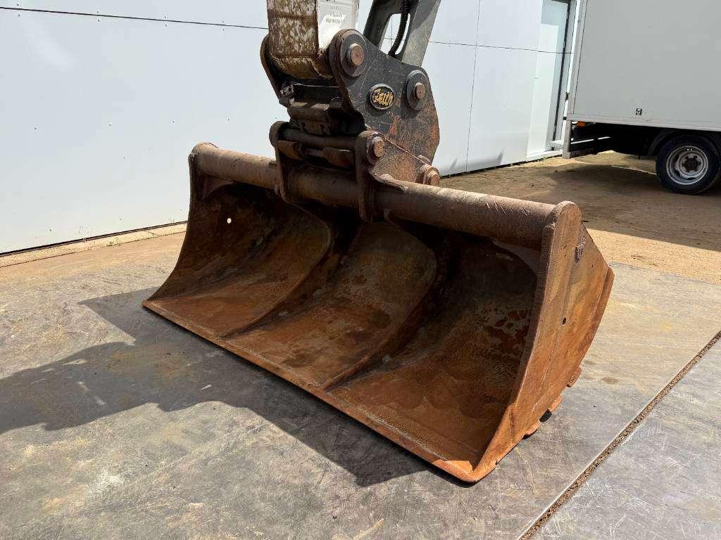 Liebherr R922LC - 2 Buckets Included / Automatic Greasing Foto 20