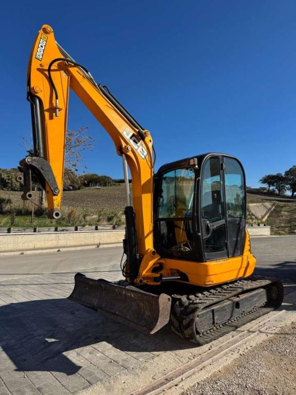JCB 8065RTS Foto 1