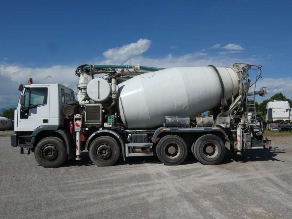 Iveco EEUROTRAKKER 410E44H Foto 4