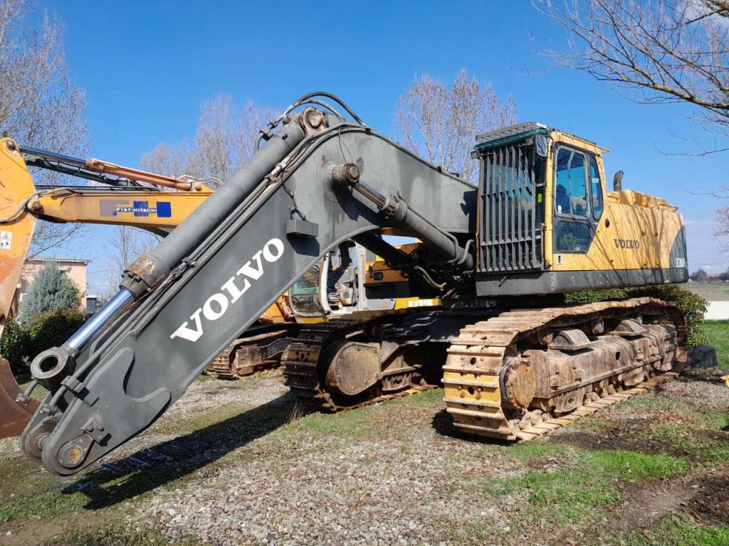 Volvo EC700B LC Foto 1