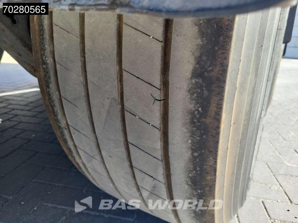 Spitzer SK2753CALGGVS 3 axles ADR 55m3 1 Comp. Gefahrgut KIP-Silo Foto 15