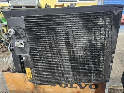 Other AKG water cooling radiator 15202285 for L40B, L45B in vendita da Balavto
