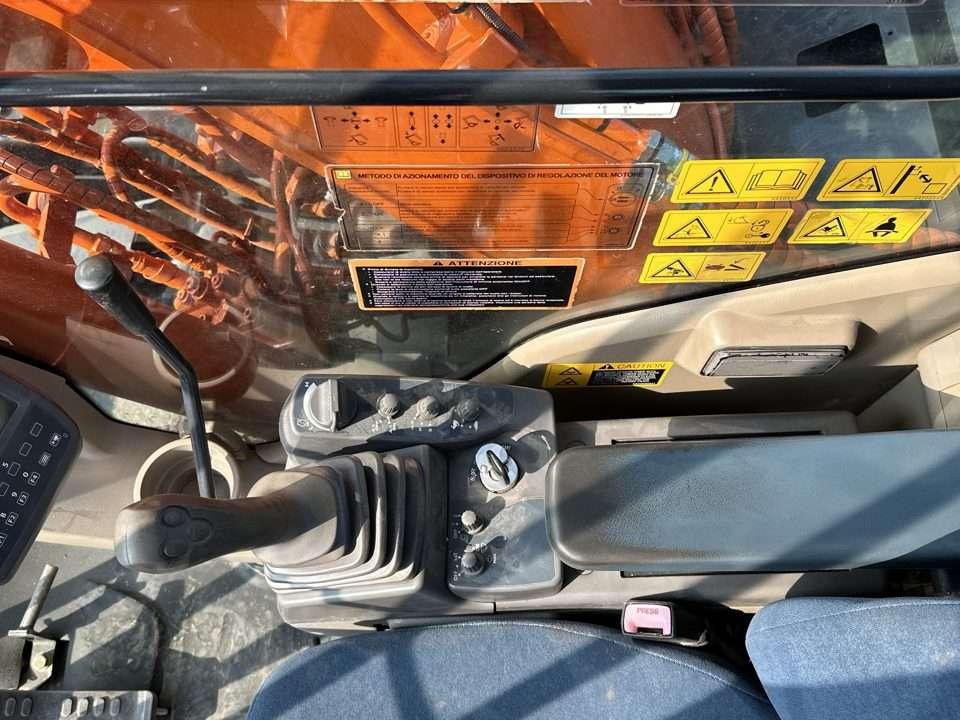 Hitachi ZX280LCN-3 Foto 13
