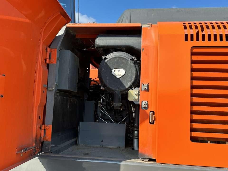 Hitachi ZX280LCN-3 Foto 8