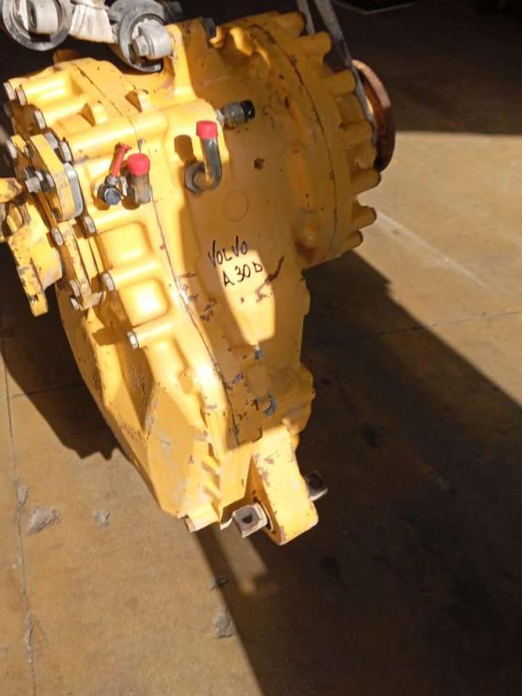 Ripartitore di coppia - drop box per Volvo A 30 D Foto 2