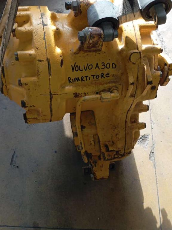 Ripartitore di coppia - drop box per Volvo A 30 D Foto 6