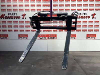   Forca per sollevatore per  