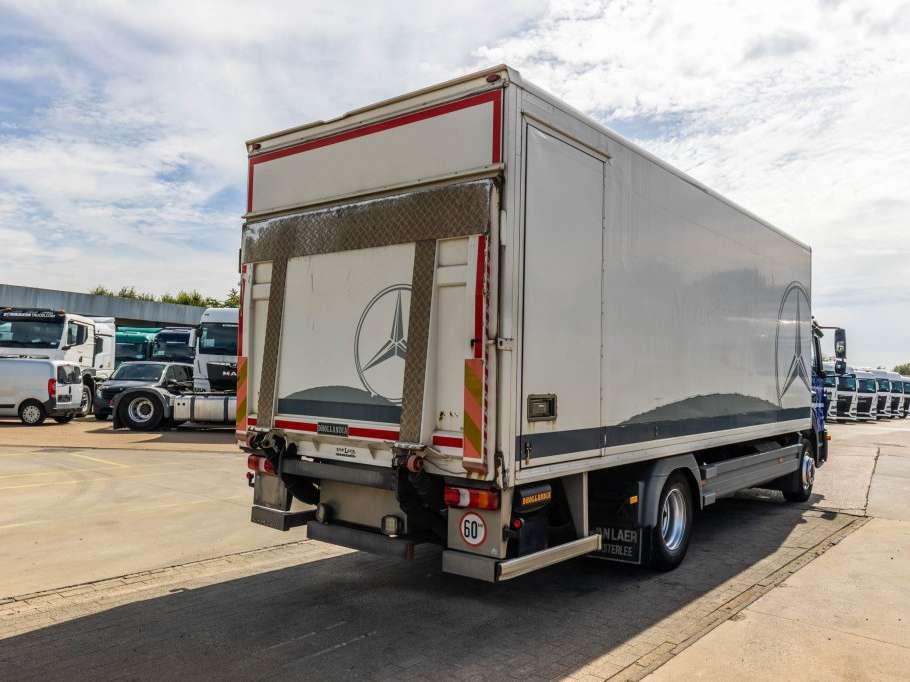 Mercedes-Benz ATEGO 1524 L + DHOLLANDIA 2T. Foto 4