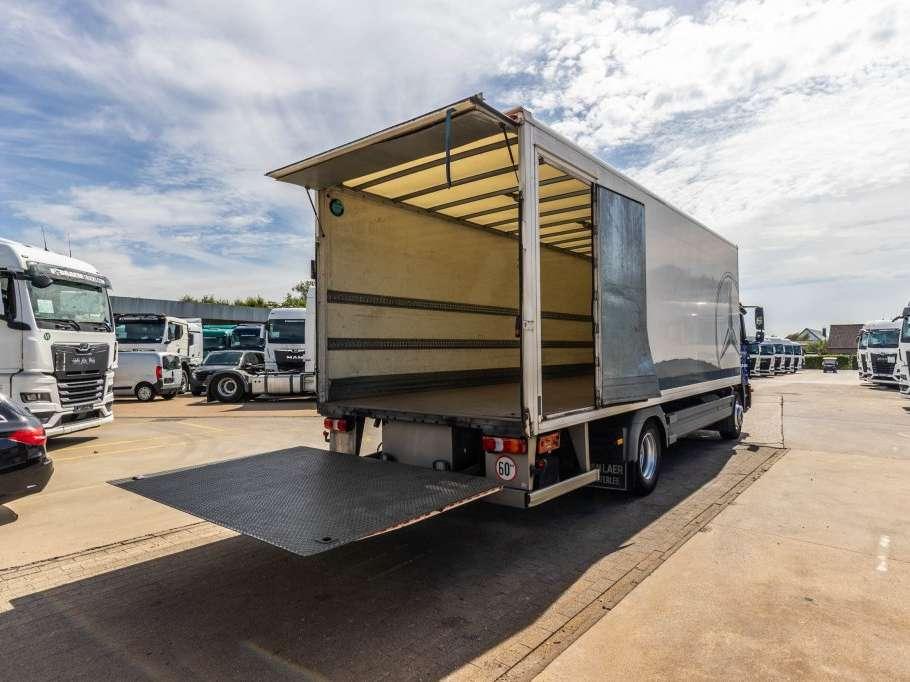 Mercedes-Benz ATEGO 1524 L + DHOLLANDIA 2T. Foto 5