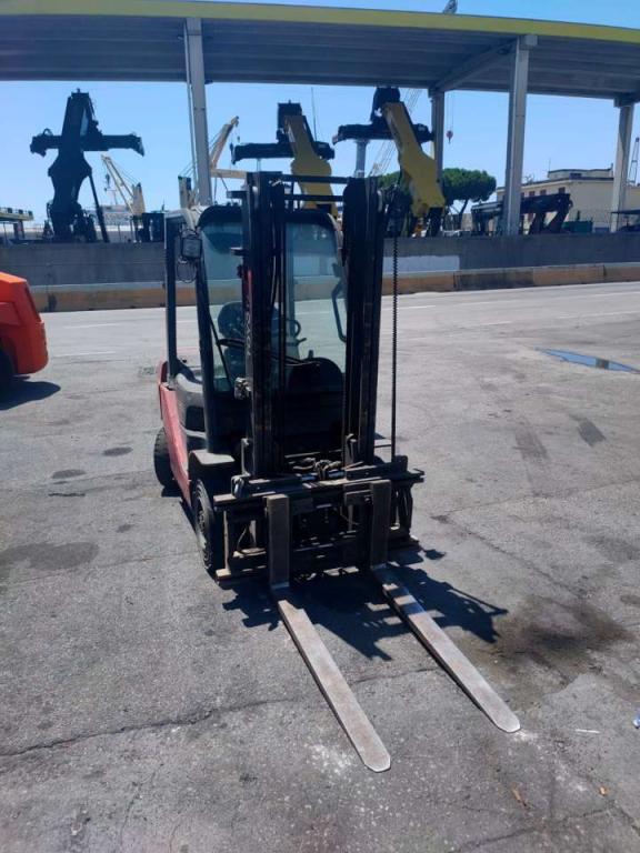 Toyota 02-8FDF25 Foto 2