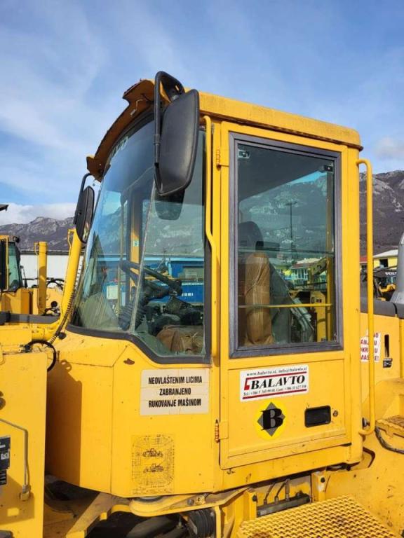 Volvo cabin 33369 for Volvo L110E Foto 1