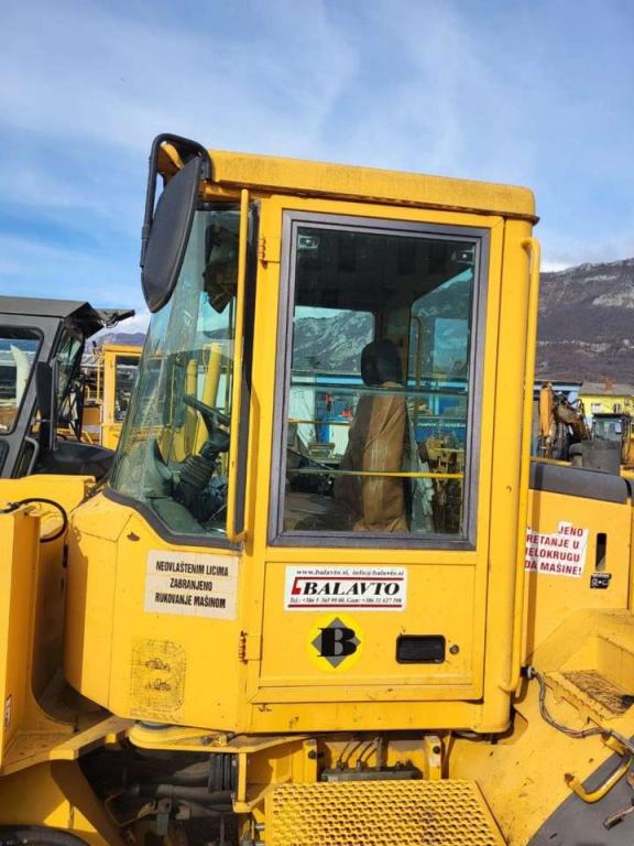 Volvo cabin 33369 for Volvo L110E Foto 6