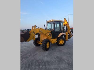 JCB 2CX in vendita da Marinaccio Antonio