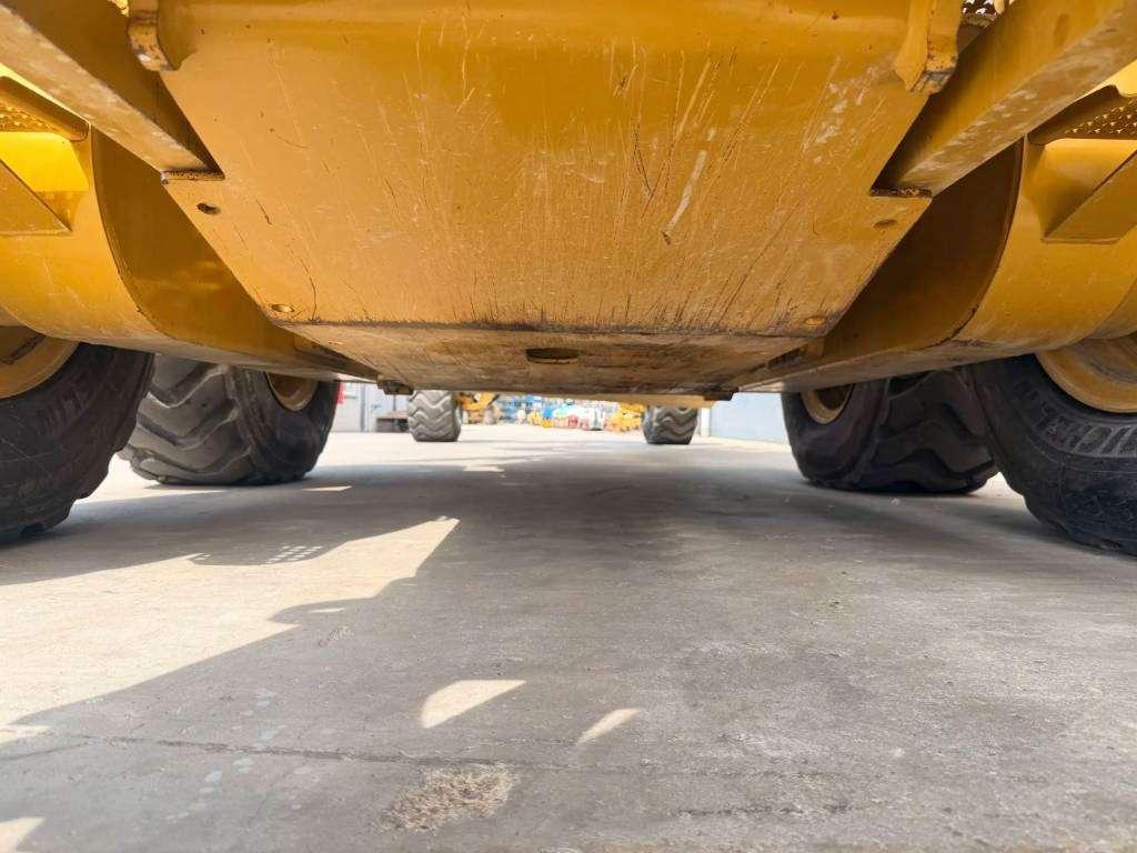 Caterpillar 140M AWD | LOW HOURS Foto 17