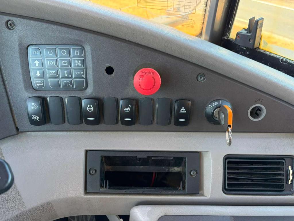 Volvo A25G Foto 22