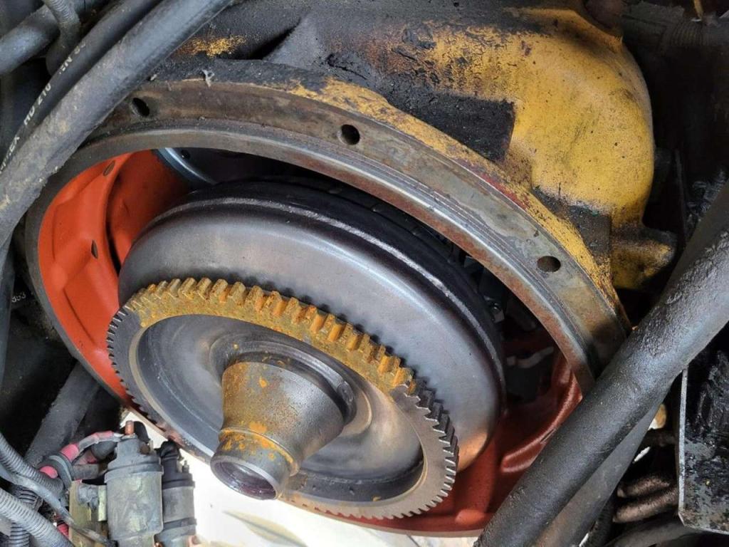 Volvo hydraulic transmission VOE22547 for Volvo L110E Foto 3