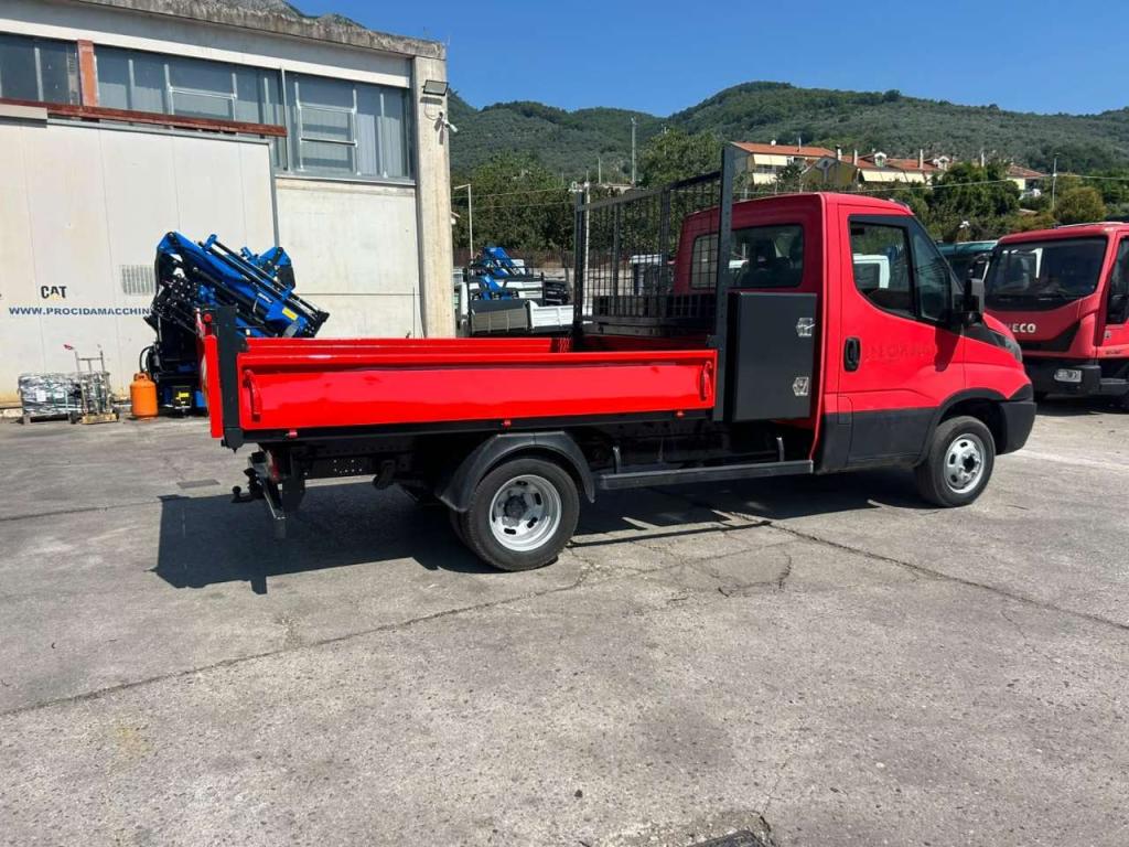 Iveco DAILY 35-130 Foto 14