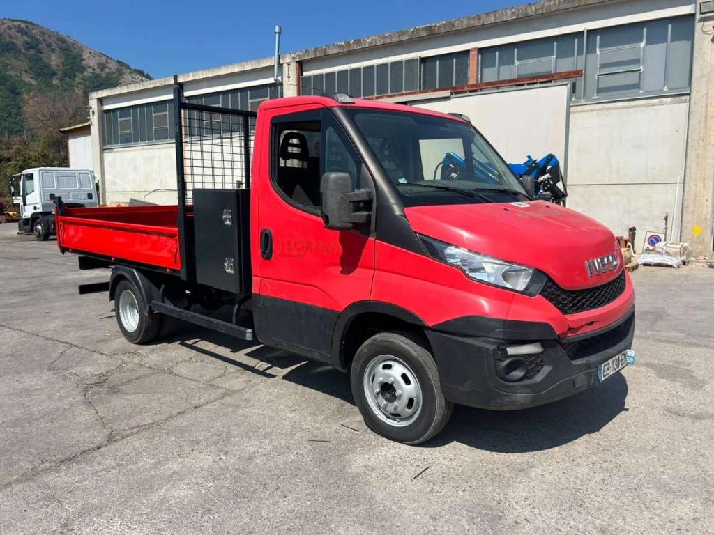 Iveco DAILY 35-130 Foto 22