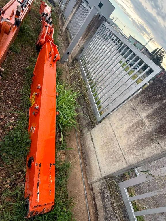 Hitachi ZX210-240 Foto 5
