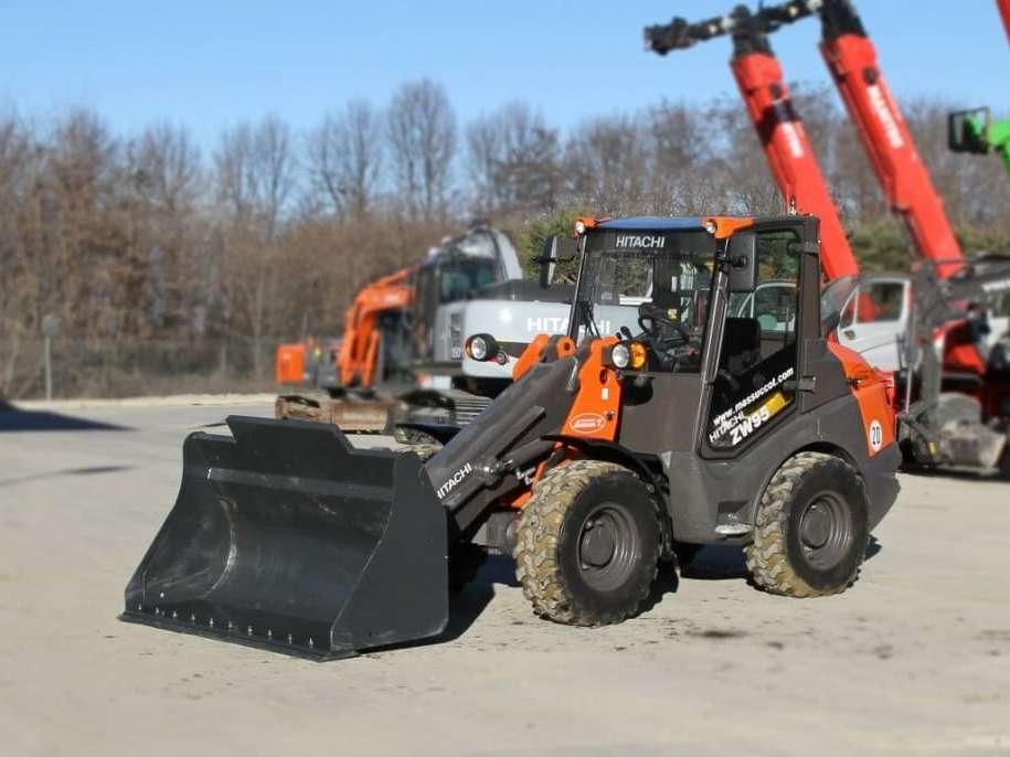 Hitachi ZW95 Foto 1