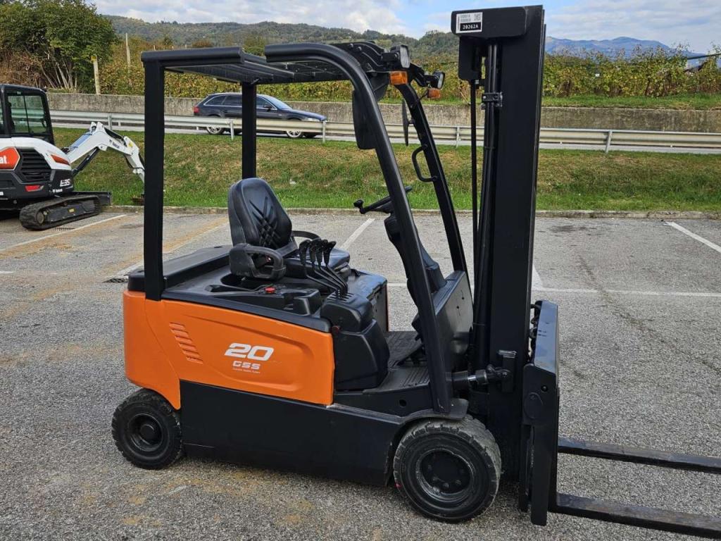 Doosan B20X-7 Foto 1