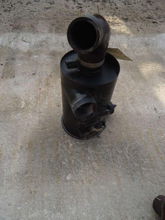 Supporto filtro aria per Fiat Hitachi EX215 Foto 2