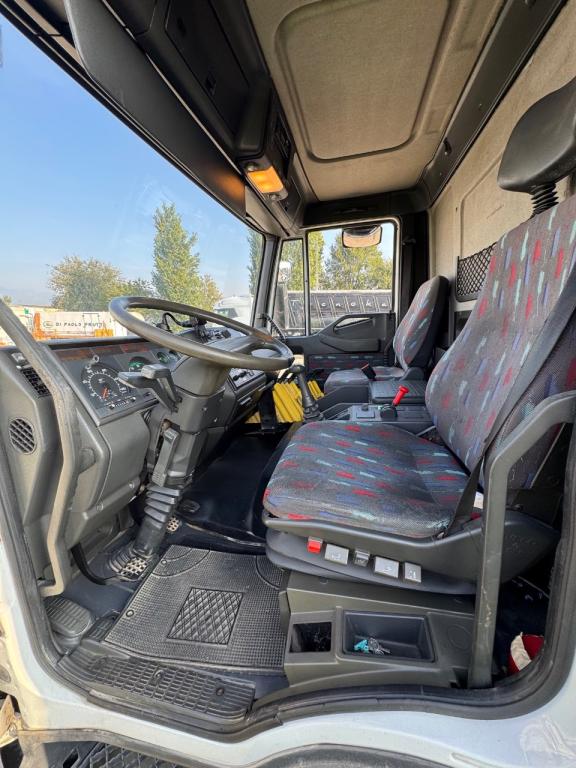 Iveco EUROCARGO 120e18 Foto 5