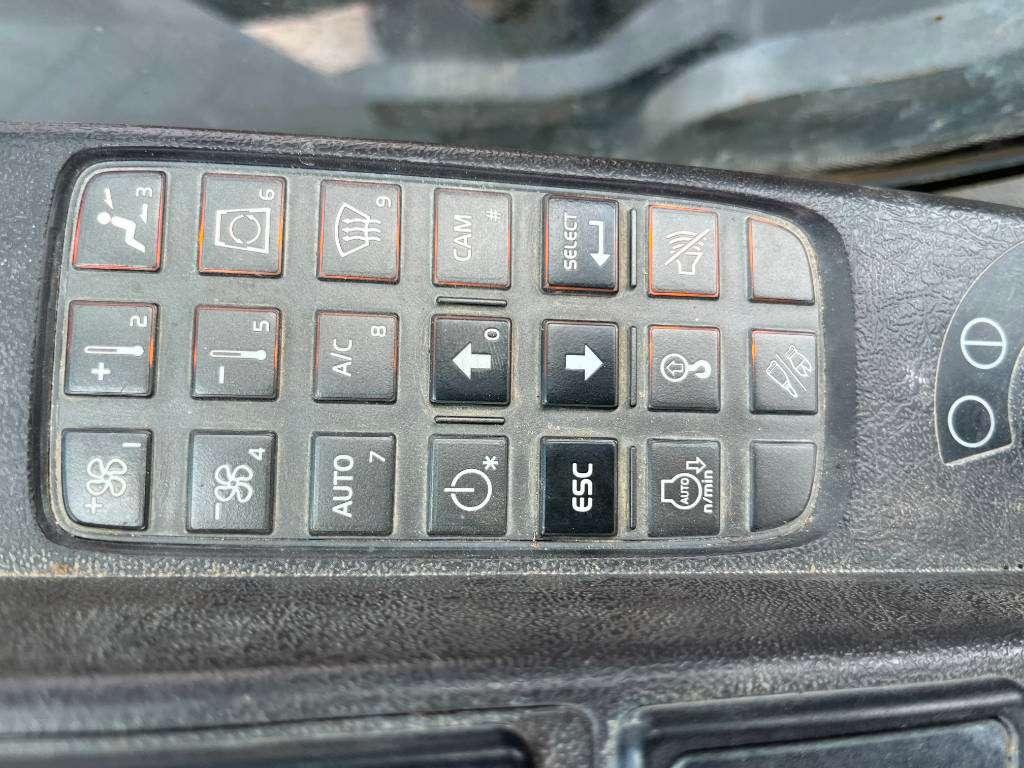 Volvo EC380DL - Automatic Greasing / Quick Coupler Foto 12