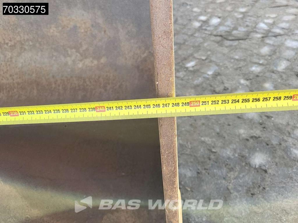 Liebherr L538 Quick Coupler Foto 18
