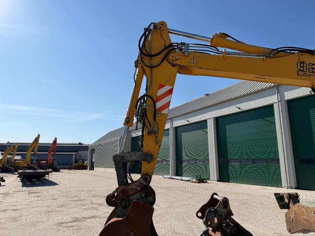 Liebherr A924B Litronic 2x bucket // AIRCON // Outriggers Foto 17