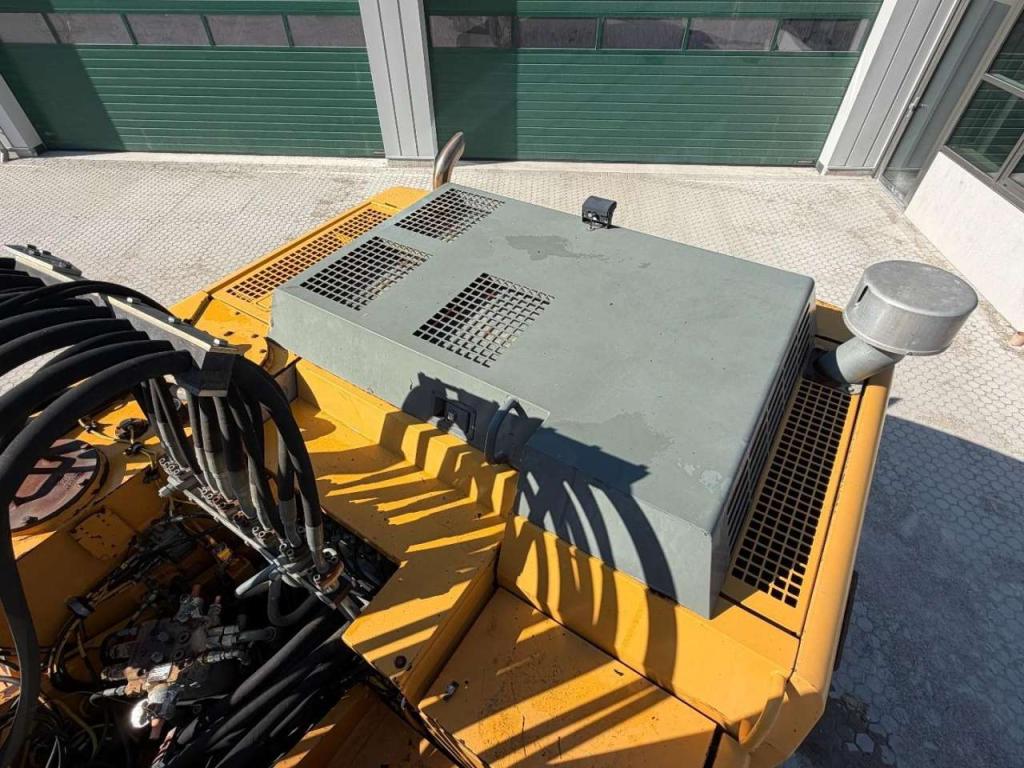 Liebherr A924B Litronic 2x bucket // AIRCON // Outriggers Foto 28