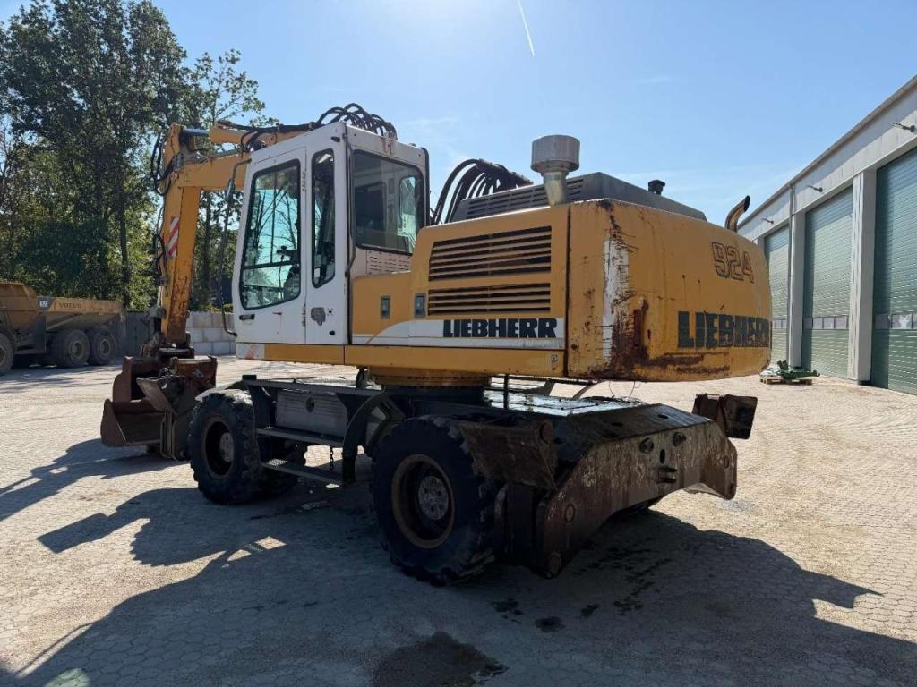 Liebherr A924B Litronic 2x bucket // AIRCON // Outriggers Foto 6