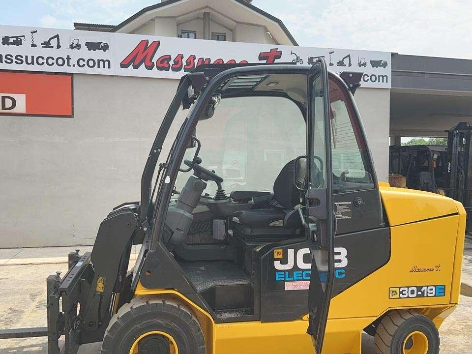 JCB 30-19E 4x2 Foto 12