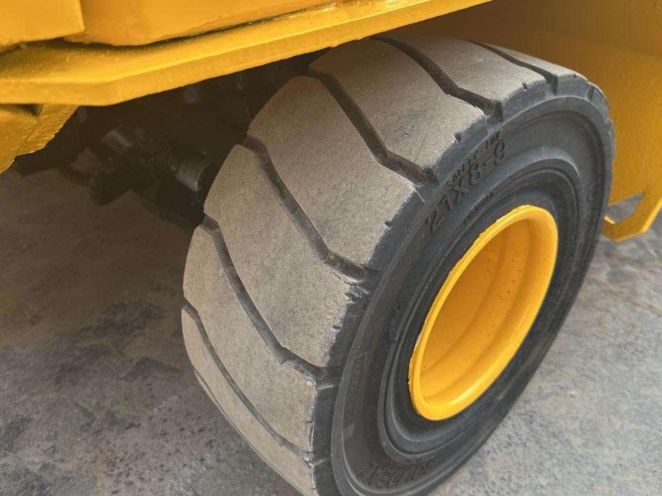 JCB 30-19E 4x2 Foto 5