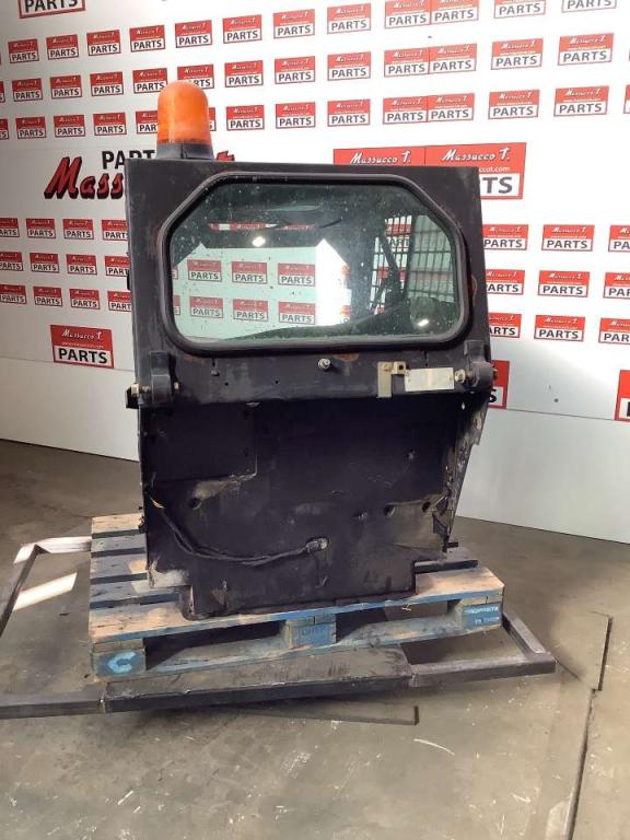 Cabina per Bobcat 753 Foto 3