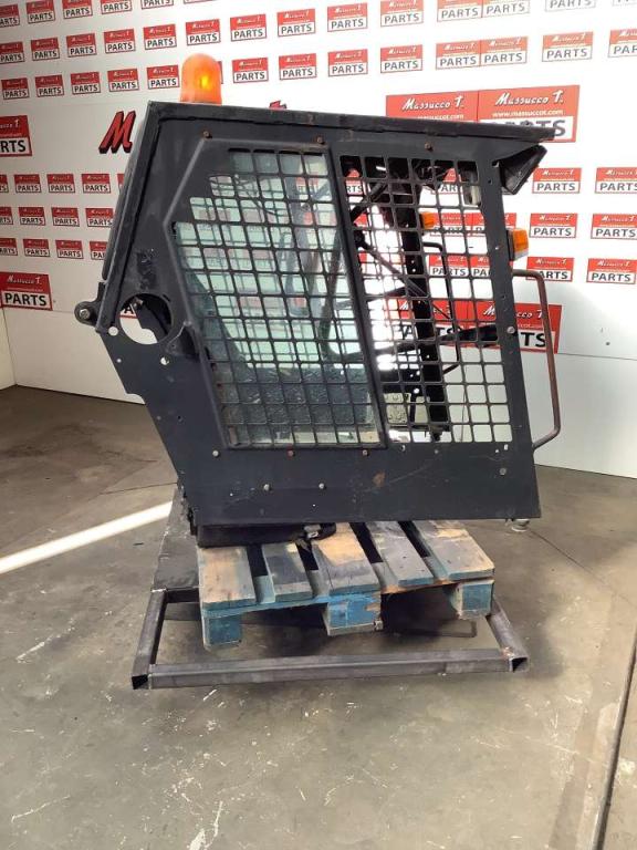 Cabina per Bobcat 753 Foto 4