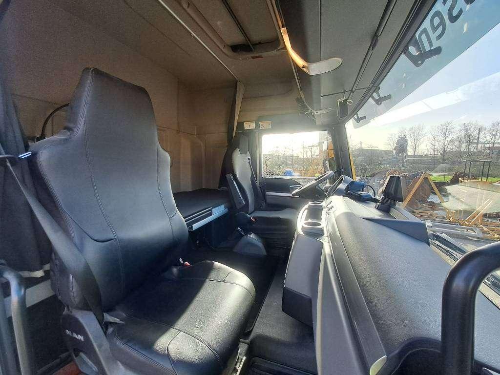Stas S300CX ALU + MAN TGX18.470 Hydrodrive Foto 14