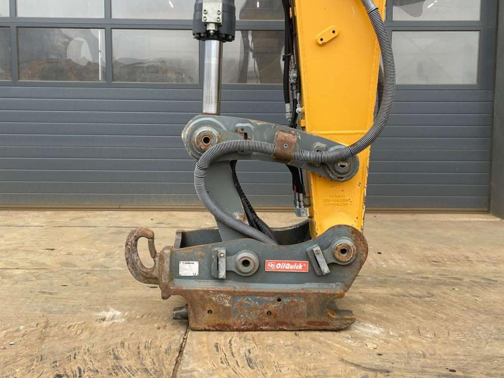 Liebherr R926LC Foto 10