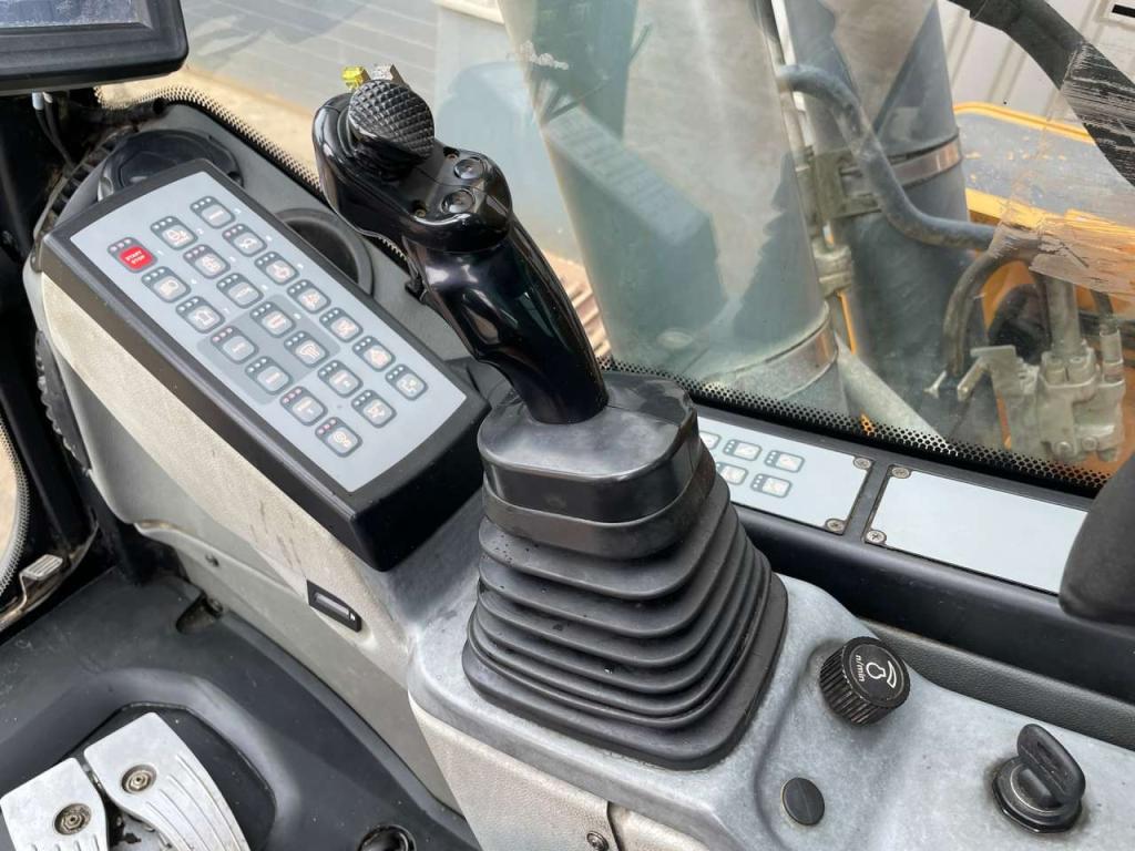 Liebherr R926LC Foto 13